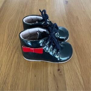 Jacadi Kids Dress Shoes with Red Bow